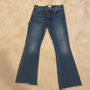 EUC - Mother jeans. The Weekender Fray.